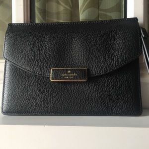 Kate Spade ♠️ Mollie Braxton Place Wristlet Clutch